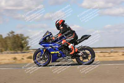 media/Nov-03-2024-TrackDaz (Sun) [[44580f4982]]/B Group/1220pm (Wheelie Bump)/
